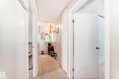 208 11421 34 Street, Edmonton, AB - Indoor Photo Showing Other Room