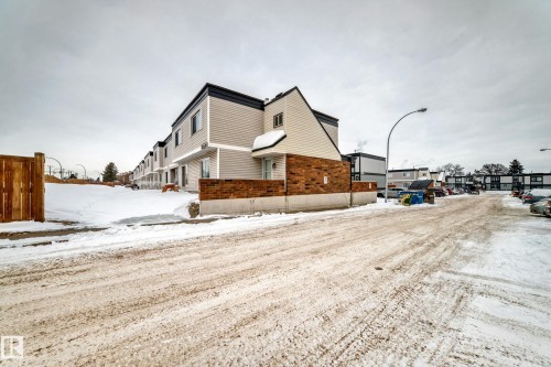 208 11421 34 Street, Edmonton, AB - Outdoor
