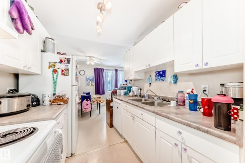 208 11421 34 Street, Edmonton, AB - Indoor Photo Showing Kitchen With Double Sink