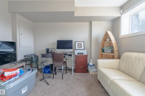 2 1480 Watt Drive, Edmonton, AB - Indoor Photo Showing Other Room