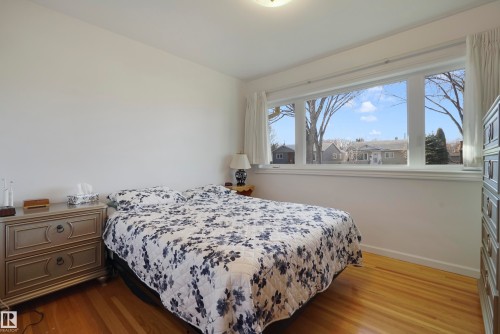 9723 75A Street, Edmonton, AB - Indoor Photo Showing Bedroom