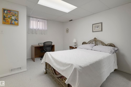 9723 75A Street, Edmonton, AB - Indoor Photo Showing Bedroom
