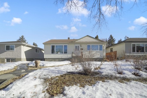 9723 75A Street, Edmonton, AB - Outdoor