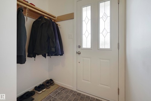 9723 75A Street, Edmonton, AB - Indoor