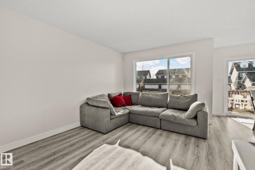 439 Reed Crescent, Leduc, AB - Indoor Photo Showing Living Room