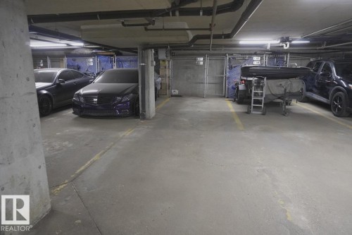 434 10023 110 Street, Edmonton, AB - Indoor Photo Showing Garage