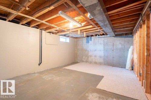 View of below grade area - 14335 47 Avenue, Edmonton, AB - Indoor Photo Showing Basement