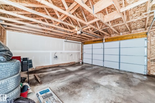 8162 Chappelle Way, Edmonton, AB - Indoor Photo Showing Garage