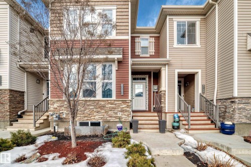 8162 Chappelle Way, Edmonton, AB - Outdoor With Facade