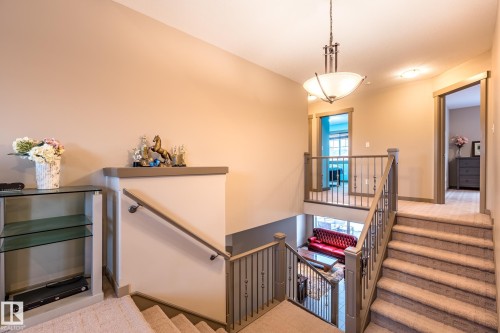 1503 Malone Close, Edmonton, AB - Indoor Photo Showing Other Room