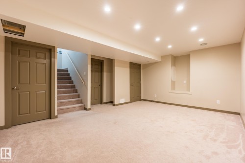 1503 Malone Close, Edmonton, AB - Indoor