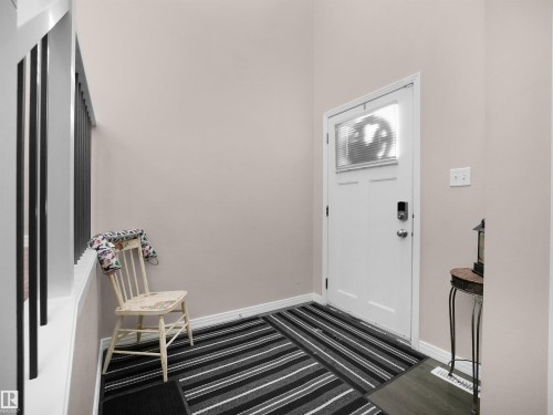 40 Vanderbilt Common, Spruce Grove, AB - Indoor Photo Showing Other Room