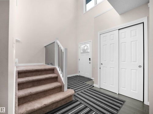 40 Vanderbilt Common, Spruce Grove, AB - Indoor Photo Showing Other Room