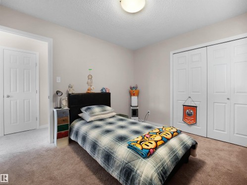 40 Vanderbilt Common, Spruce Grove, AB - Indoor Photo Showing Bedroom