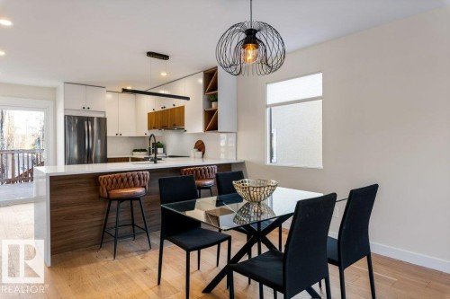 34 Malmo Avenue, St. Albert, AB - Indoor Photo Showing Dining Room