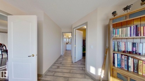 516 237 Youville Drive E, Edmonton, AB - Indoor Photo Showing Other Room
