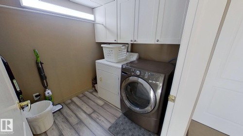 516 237 Youville Drive E, Edmonton, AB - Indoor Photo Showing Laundry Room