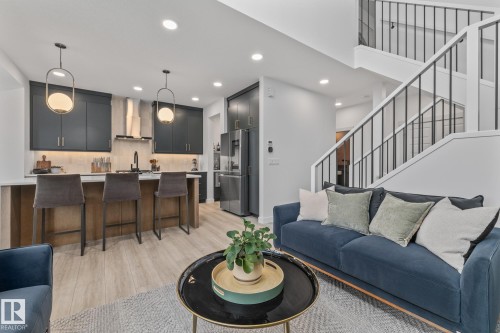 664 Astoria Way, Devon, AB - Indoor