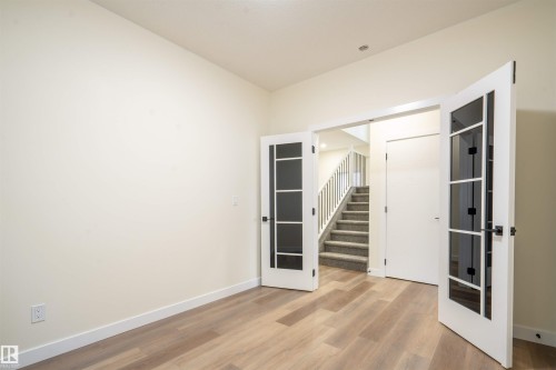 5720 176 Avenue Nw, Edmonton, AB - Indoor Photo Showing Other Room