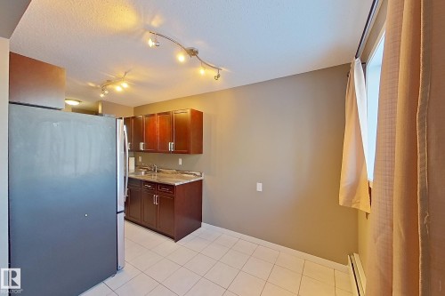 112 15105 121 Street, Edmonton, AB - Indoor Photo Showing Other Room