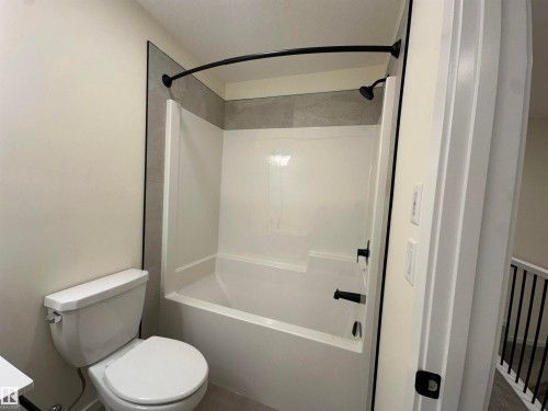 41 Eton Link, Spruce Grove, AB - Indoor Photo Showing Bathroom