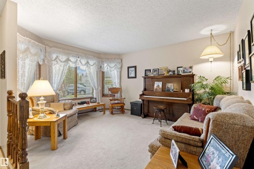 4024 28 Avenue, Edmonton, AB - Indoor