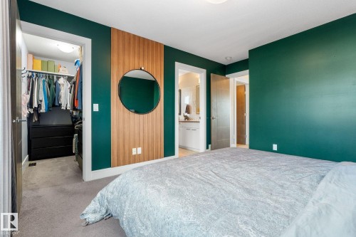 Spacious Primary with walk in closet and 4pc. ensuite - 89 Hewitt Circle, Spruce Grove, AB - Indoor Photo Showing Bedroom