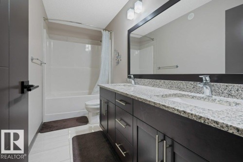 820 177 Street, Edmonton, AB - Indoor Photo Showing Bathroom