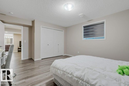 820 177 Street, Edmonton, AB - Indoor Photo Showing Bedroom