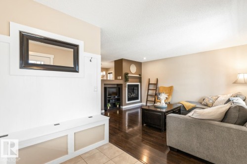 208 57 Street, Edmonton, AB - Indoor Photo Showing Other Room