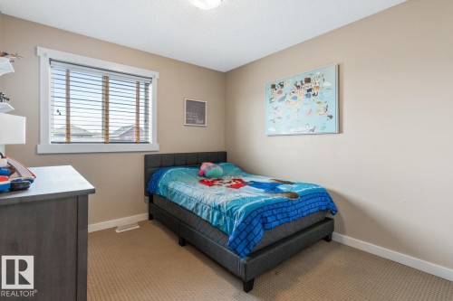 208 57 Street, Edmonton, AB - Indoor Photo Showing Bedroom