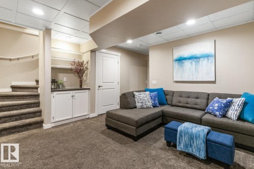 208 57 Street, Edmonton, AB - Indoor