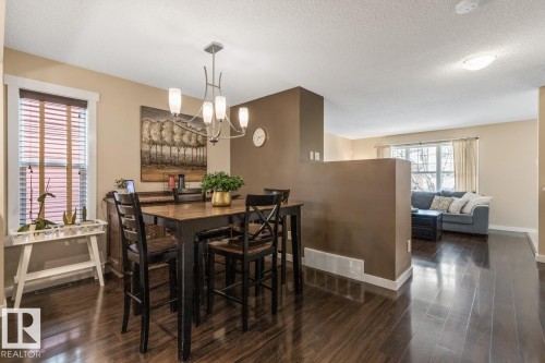208 57 Street, Edmonton, AB - Indoor Photo Showing Dining Room