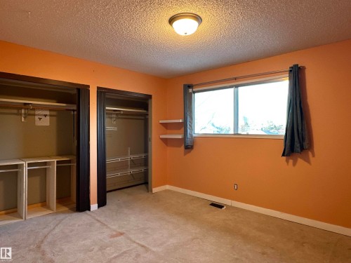 10512 21 Avenue, Edmonton, AB - Indoor