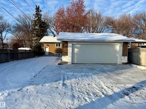 12211 52 Street, Edmonton, AB - Outdoor