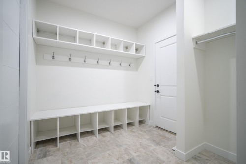 1538 Howes Place, Edmonton, AB - Indoor