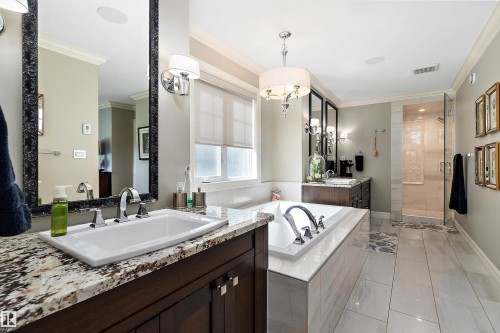 3054 Watson Landing Sw, Edmonton, AB - Indoor Photo Showing Bathroom