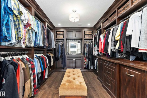 3054 Watson Landing Sw, Edmonton, AB - Indoor With Storage