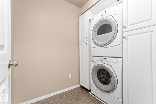 181 62 St, Edmonton, AB - Indoor Photo Showing Laundry Room