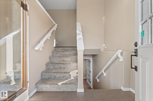 181 62 St, Edmonton, AB - Indoor Photo Showing Other Room