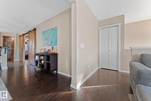 181 62 St, Edmonton, AB - Indoor