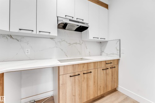 123 28 Street, Edmonton, AB - Indoor