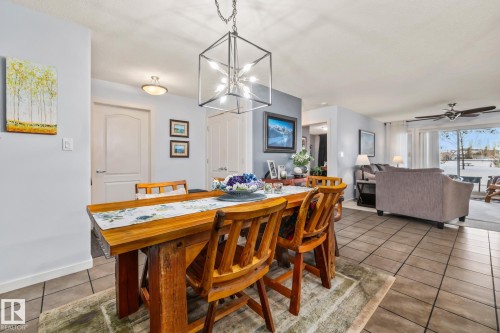 120 278 Suder Greens Drive, Edmonton, AB - Indoor Photo Showing Dining Room