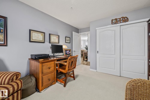 120 278 Suder Greens Drive, Edmonton, AB - Indoor Photo Showing Office