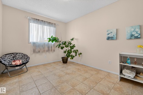 6840 159A Avenue, Edmonton, AB - Indoor Photo Showing Other Room