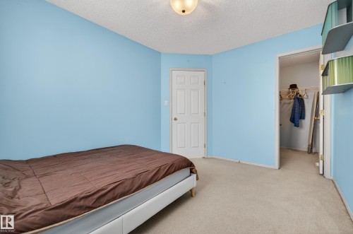 6840 159A Avenue, Edmonton, AB - Indoor Photo Showing Bedroom