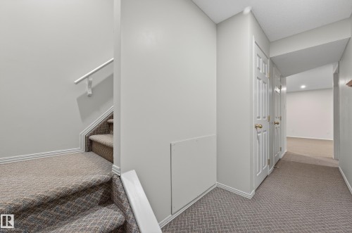 6840 159A Avenue, Edmonton, AB - Indoor Photo Showing Other Room