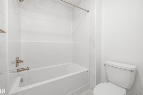 73 Sumac Close, Fort Saskatchewan, AB - Indoor Photo Showing Bathroom