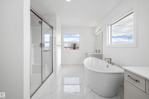 73 Sumac Close, Fort Saskatchewan, AB - Indoor Photo Showing Bathroom