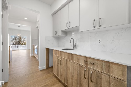 73 Sumac Close, Fort Saskatchewan, AB - Indoor Photo Showing Kitchen